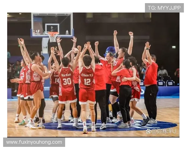 中国队逆转夺冠全场沸腾年轻球员闪耀赛场展现新时代拼搏精神