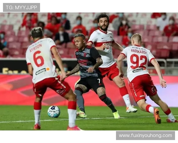 本菲卡强势对决展现实力 球队战术解析与赛事前瞻