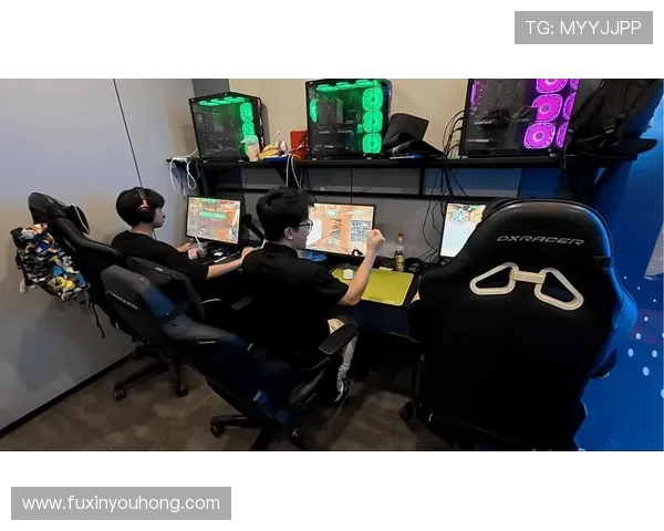 全球顶级电竞赛事激战正酣各大战队鏖战巅峰争夺荣耀桂冠 全球顶级电竞赛事激战正酣各大战队鏖战巅峰争夺荣耀桂冠