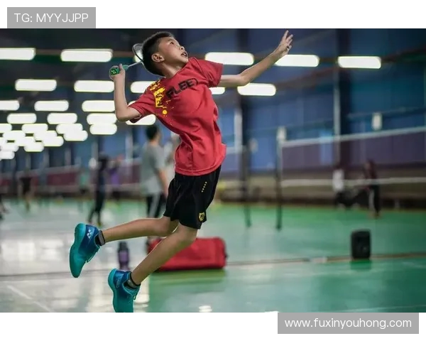 深入探讨上海羽毛球队战术特点与对手策略的全面对比分析